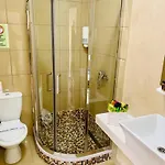 Апартаменты Leon Нэводари