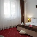 Leon * Нэводари