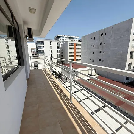 아파트 Leon Năvodari