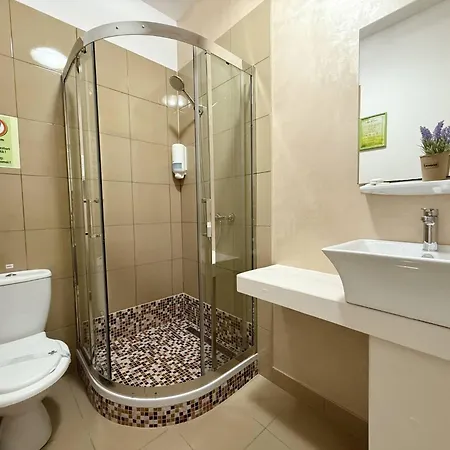 Leon Apartman *