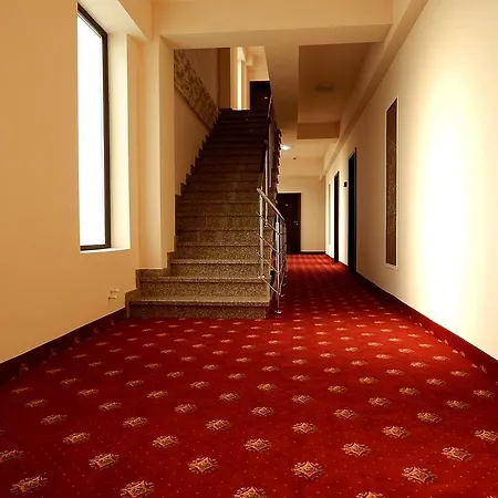 Leon 아파트 Năvodari